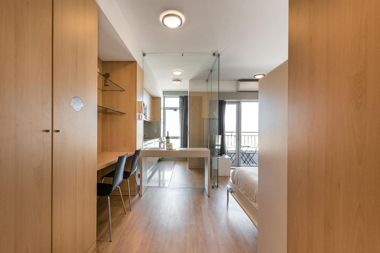 Dragon Stadium Studio W Balcony By Lovelystay OOporto Extérieur photo